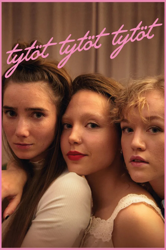 Девочки (2022) poster