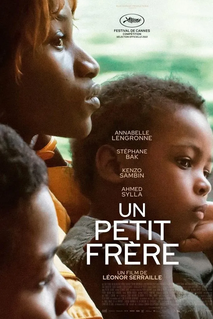 Un petit frère (2022) poster