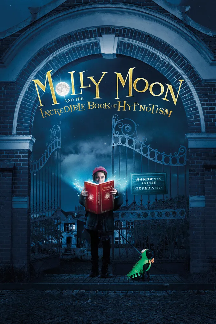 Молли Мун и волшебная книга гипноза (2015) poster